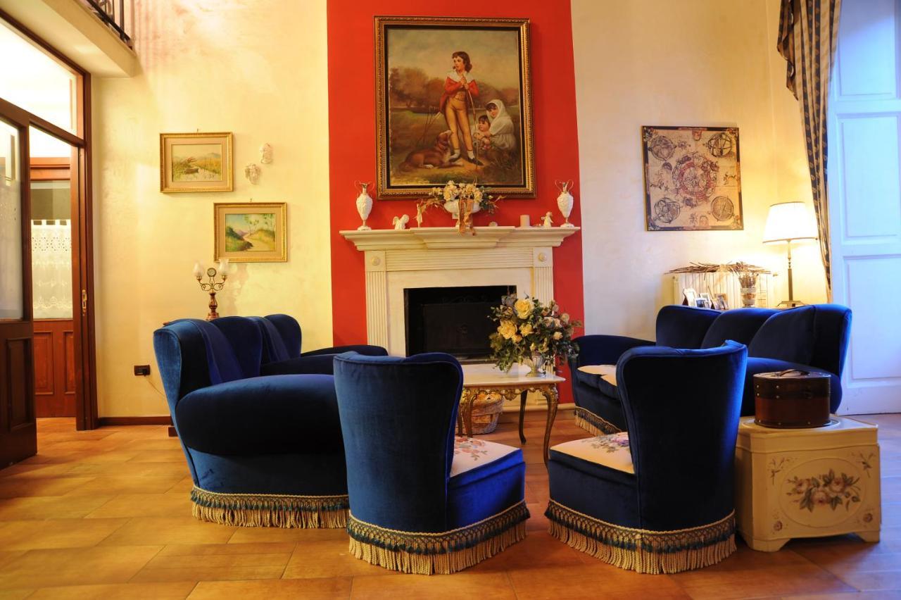 Residenza D'Oria B&B Фоджиа Экстерьер фото