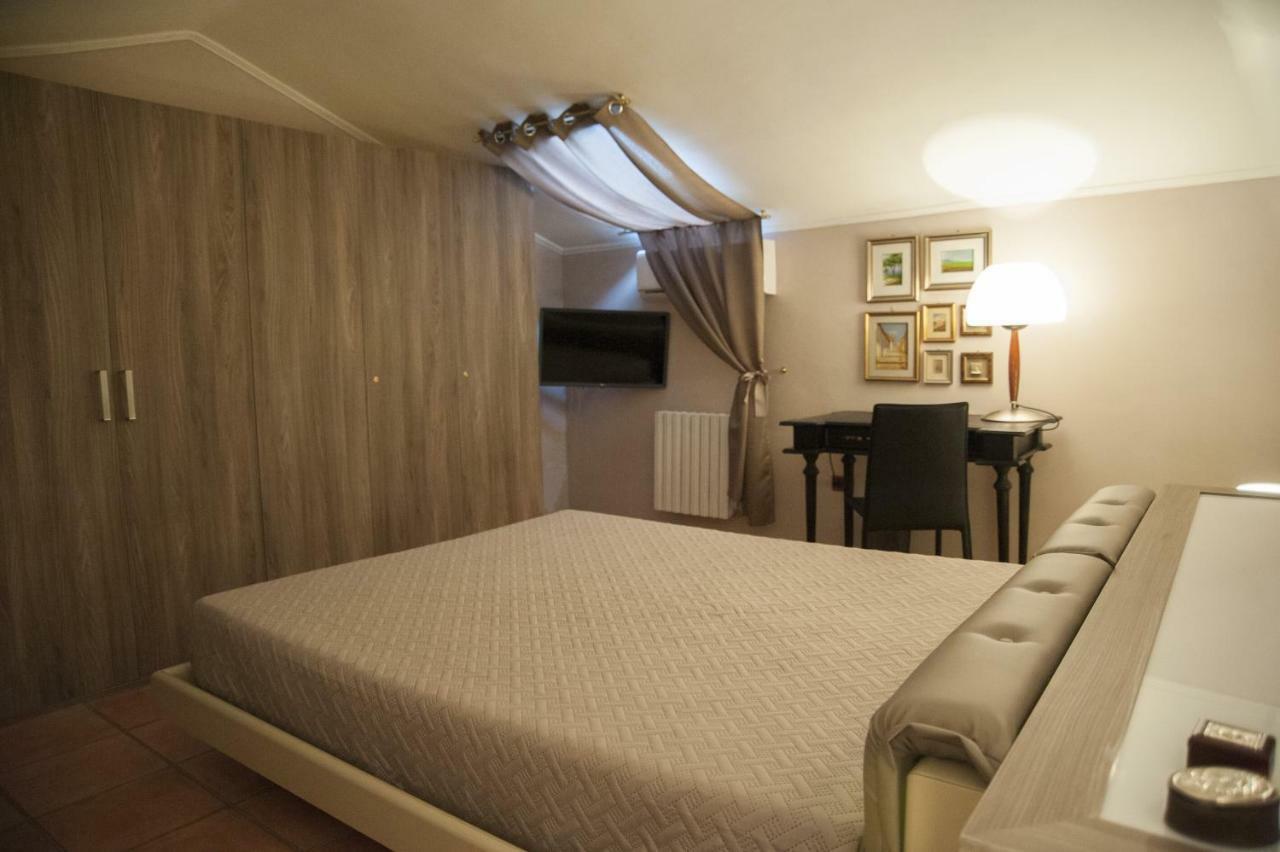 Residenza D'Oria B&B Фоджиа Экстерьер фото