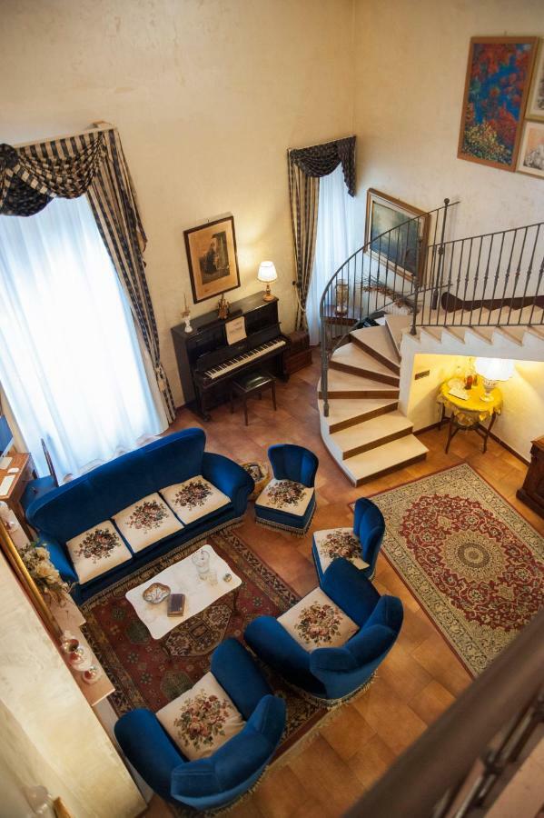 Residenza D'Oria B&B Фоджиа Экстерьер фото