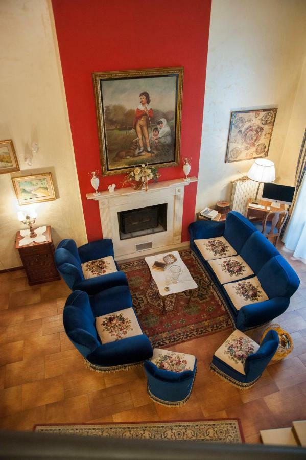 Residenza D'Oria B&B Фоджиа Экстерьер фото