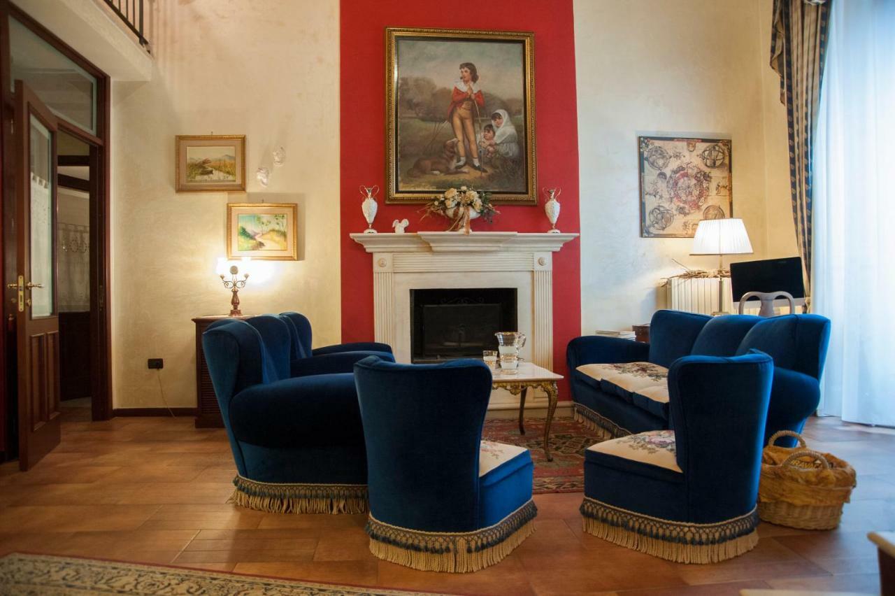 Residenza D'Oria B&B Фоджиа Экстерьер фото