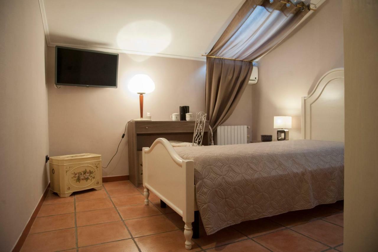 Residenza D'Oria B&B Фоджиа Экстерьер фото